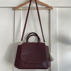 Auxiliary leather structured purse